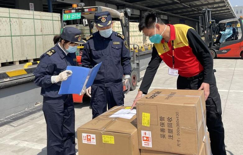 4月份青島空港進(jìn)出口貨物量突破萬(wàn)噸大關(guān)，展現(xiàn)外貿(mào)新活力